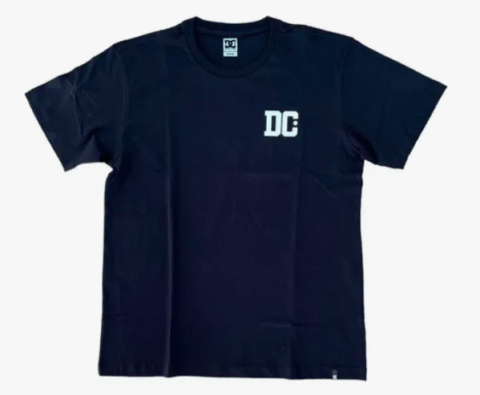 Camiseta Dc Shoes 94 Estampa Frente E Costas Preta